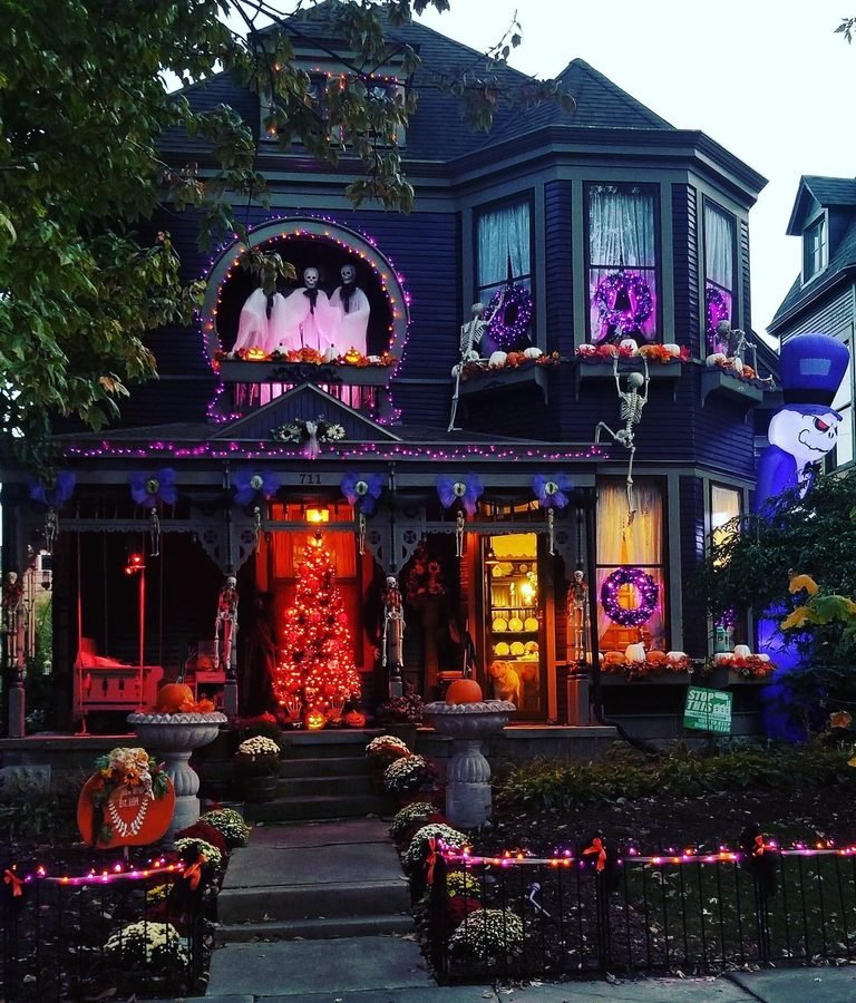 50 Best Halloween Decor Ideas for a Spooky Season